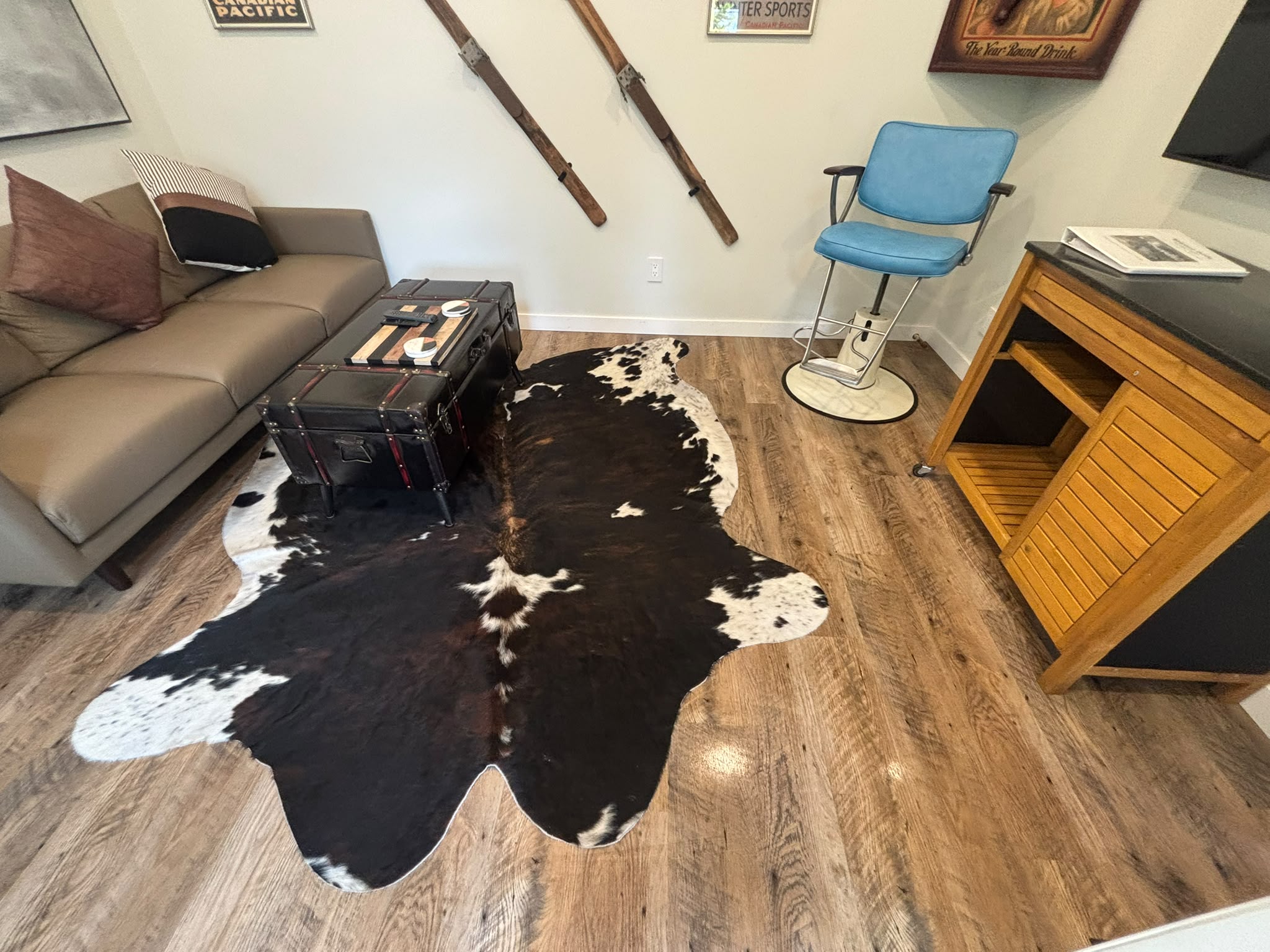 Professional cleaning service photo